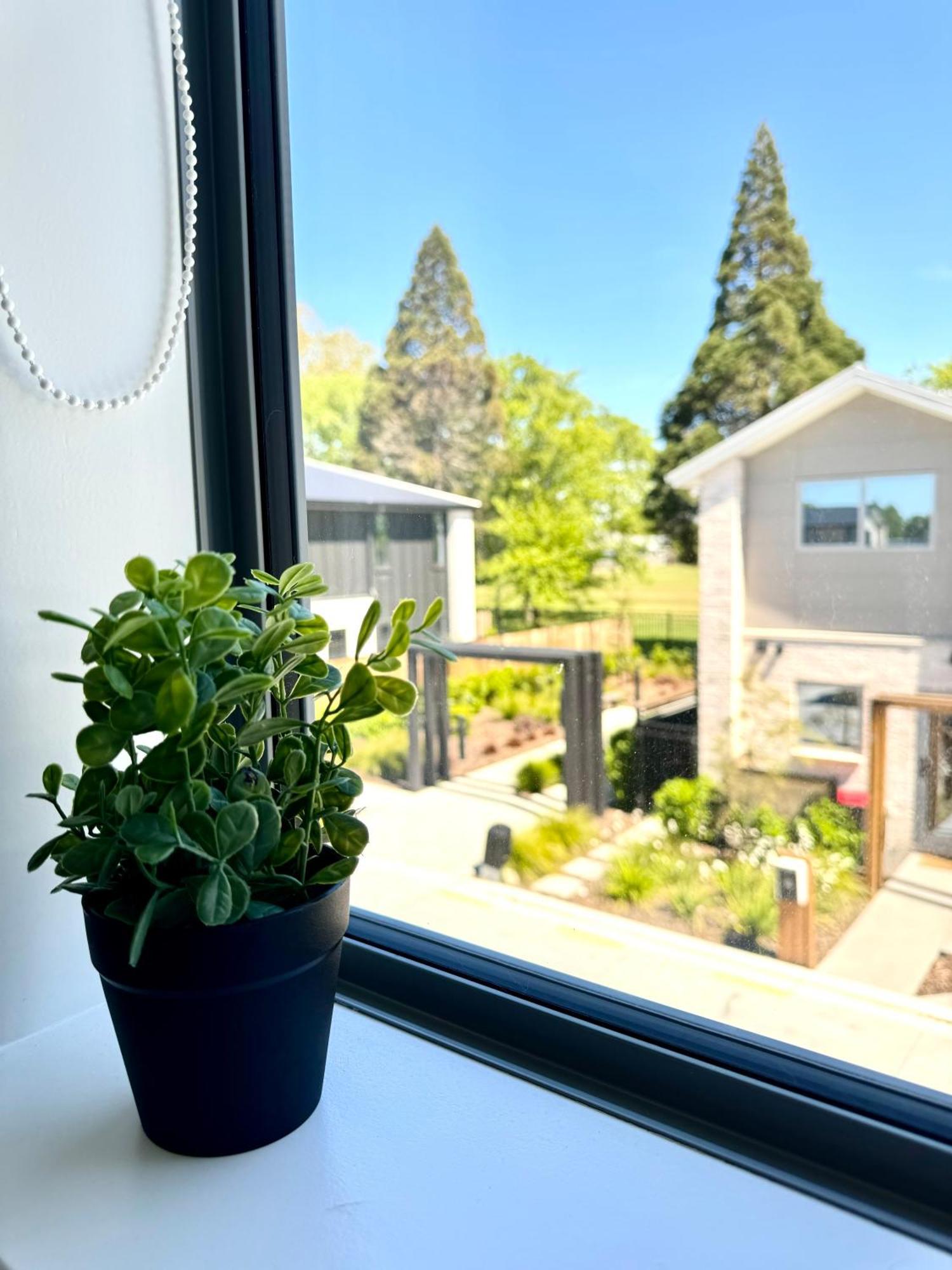 Riccarton 2bdr2btr Townhouse Free Carpark Fast Wifi