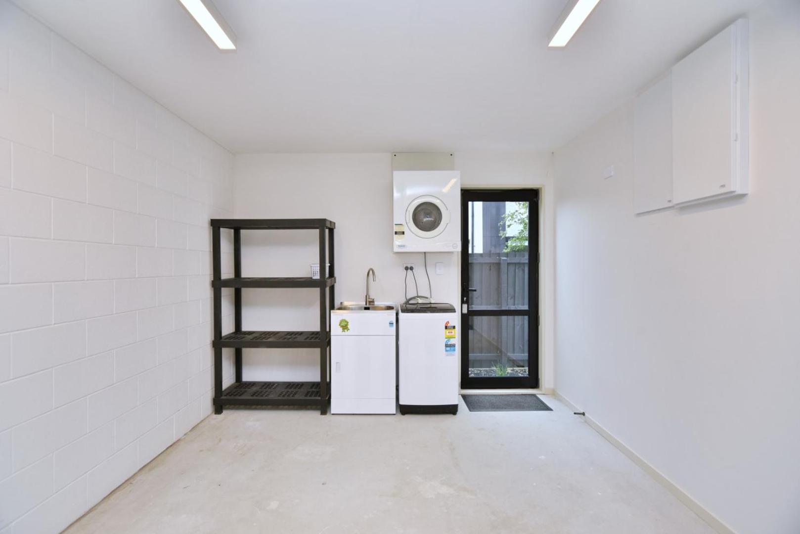 Broadbent Townhouse - Homes * Christchurch