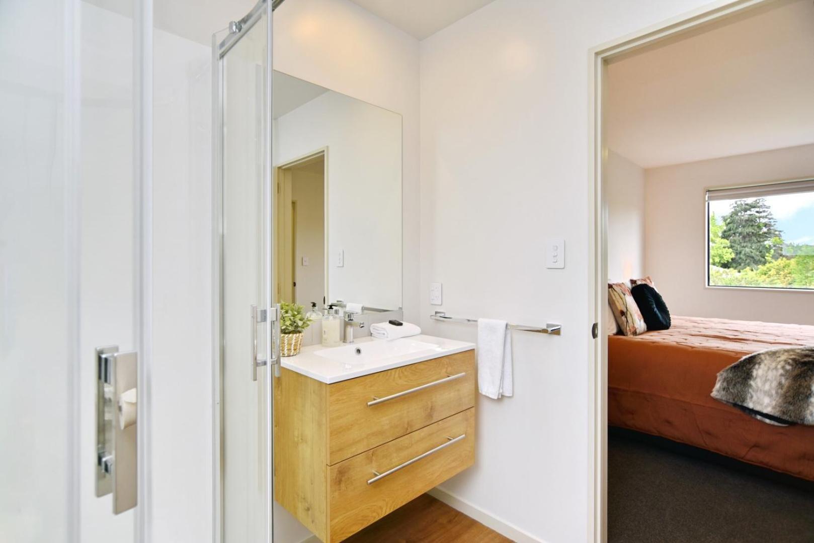 Broadbent Townhouse - Homes * Christchurch