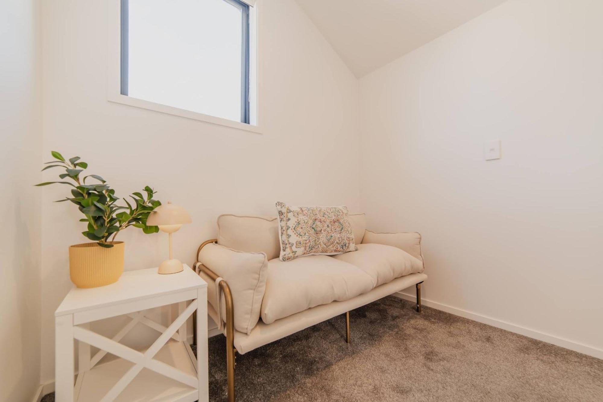 Designer 2br Flat - Outdoor Sitting & Cozy Ambiance * Christchurch