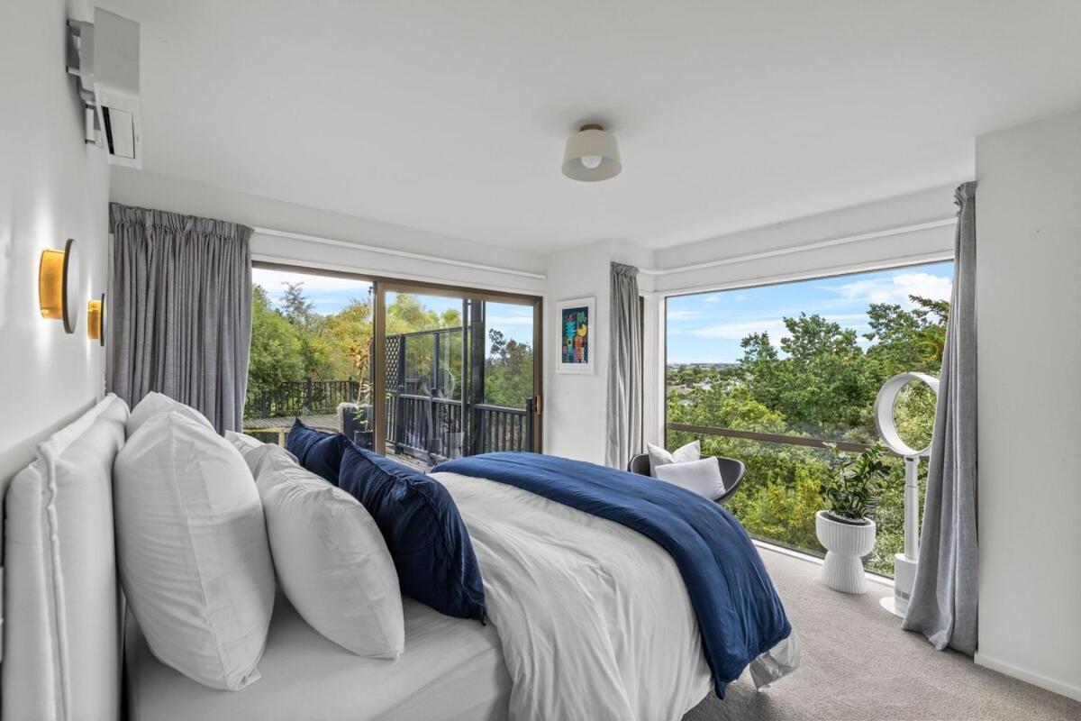 Private Architectural Cashmere - Sleeps 6 Holiday home