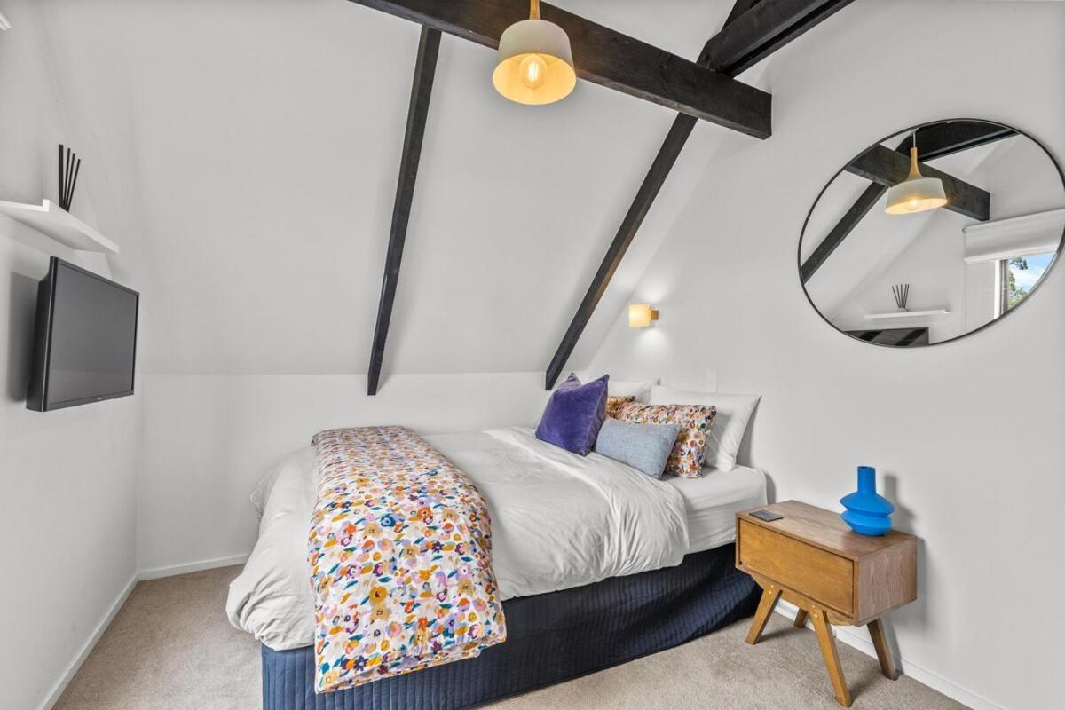 Holiday home Private Architectural Cashmere - Sleeps 6 Christchurch