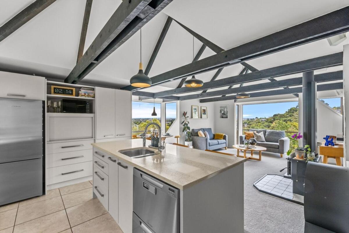 Private Architectural Cashmere - Sleeps 6