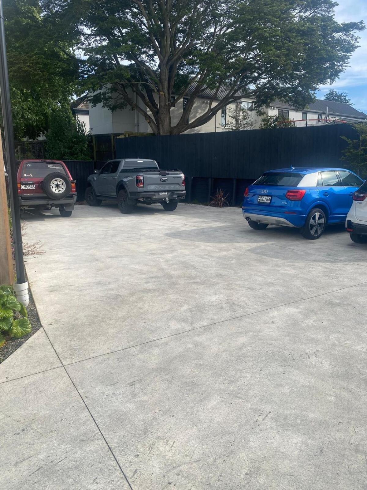 Apartment New 2bed2bath Townhouse With Parking By Hagley Park *
