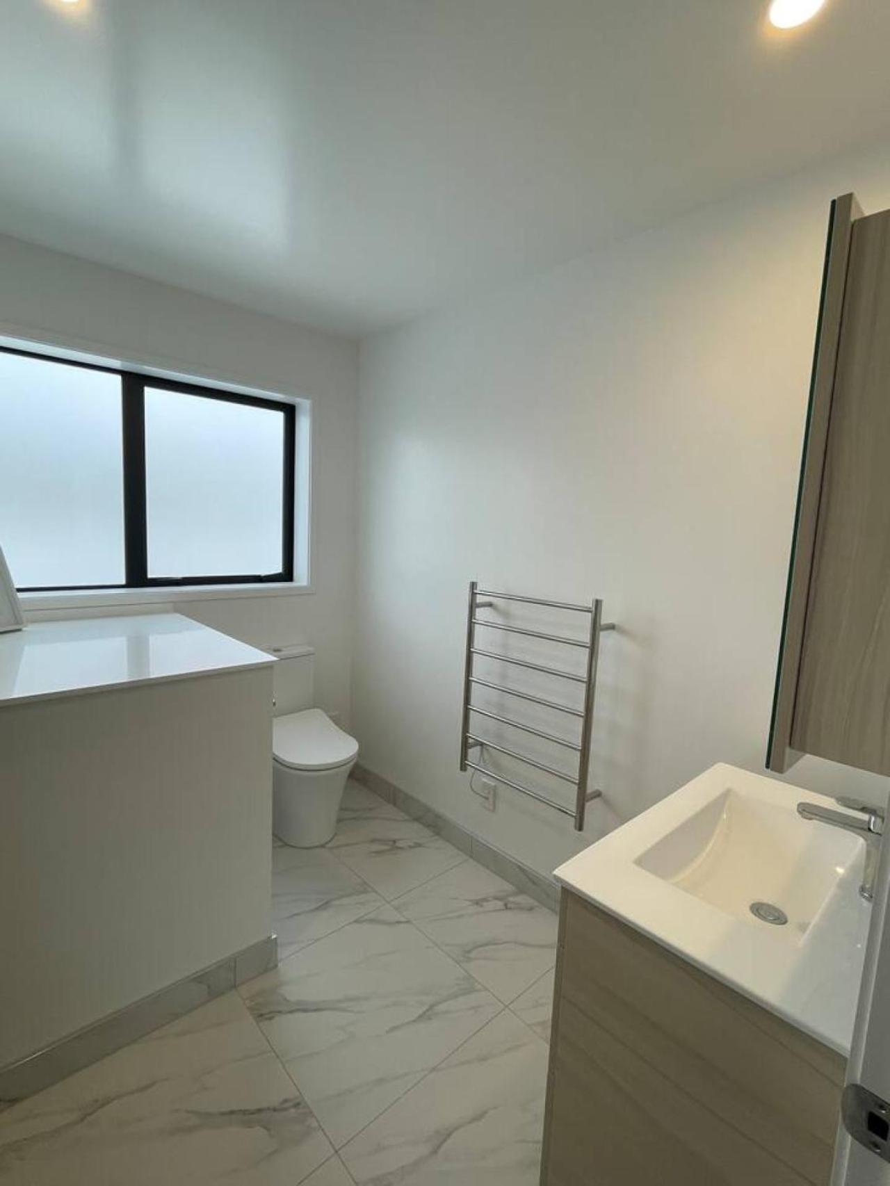 Stunning 2 Bed * Christchurch