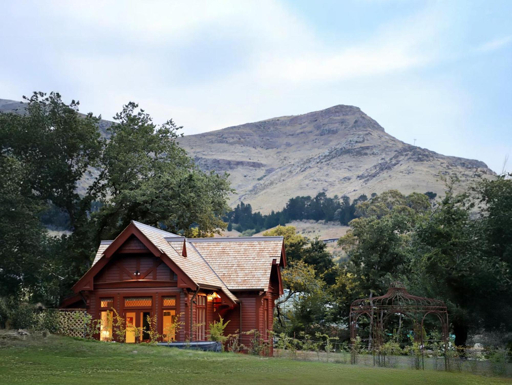 Villa Casterton Cottage, Paradise Garden With