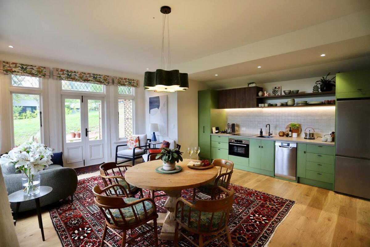 Casterton Cottage, Paradise Garden With Villa *