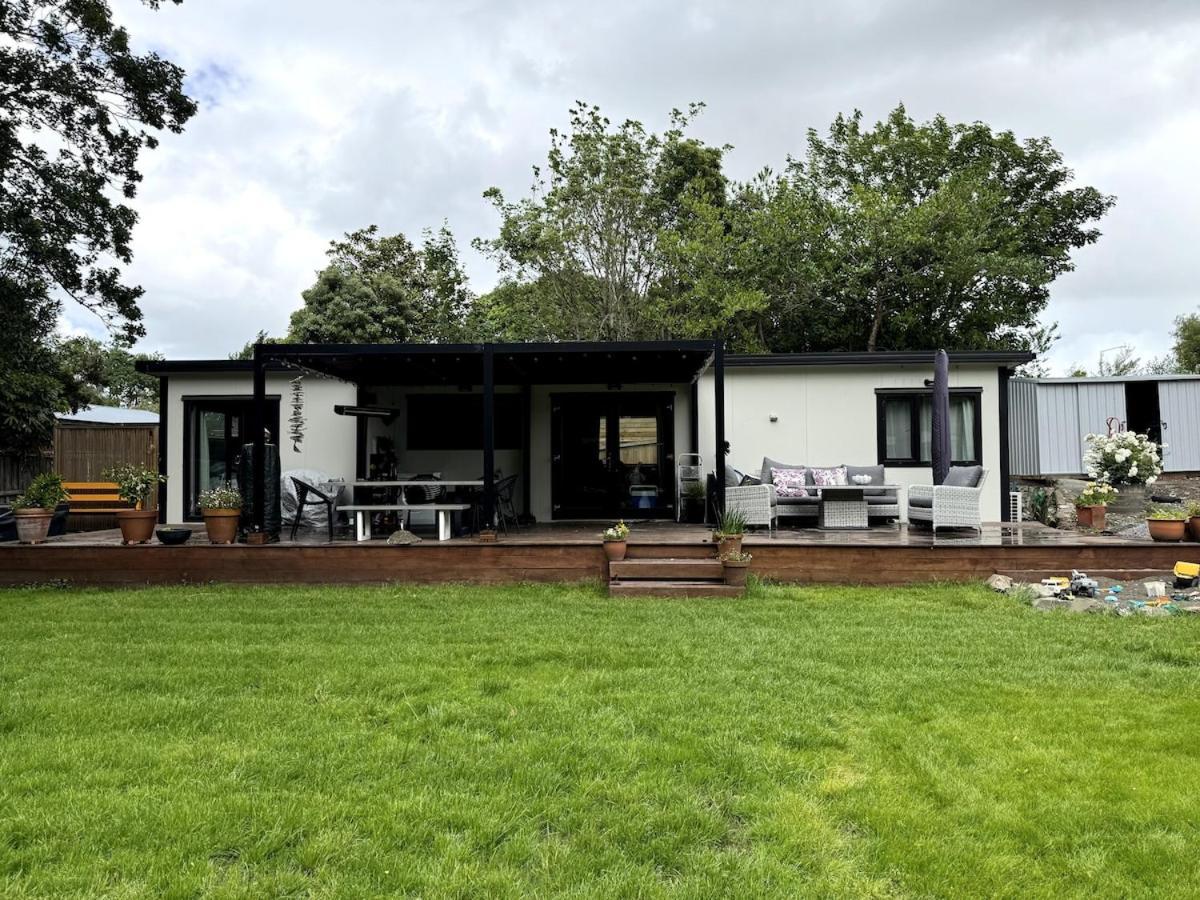 Whare Iti On Johns Holiday home