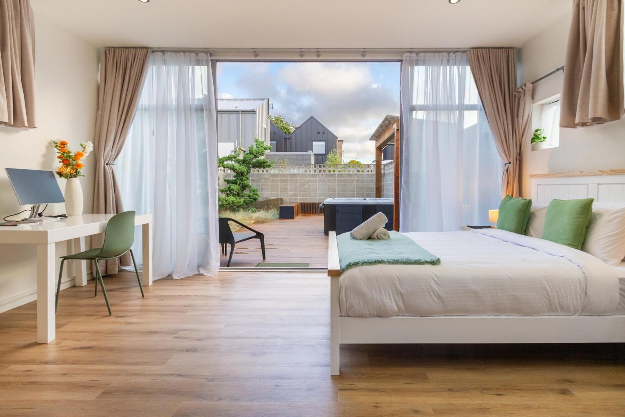 Apartment Luxury King With And Private Carpark *
