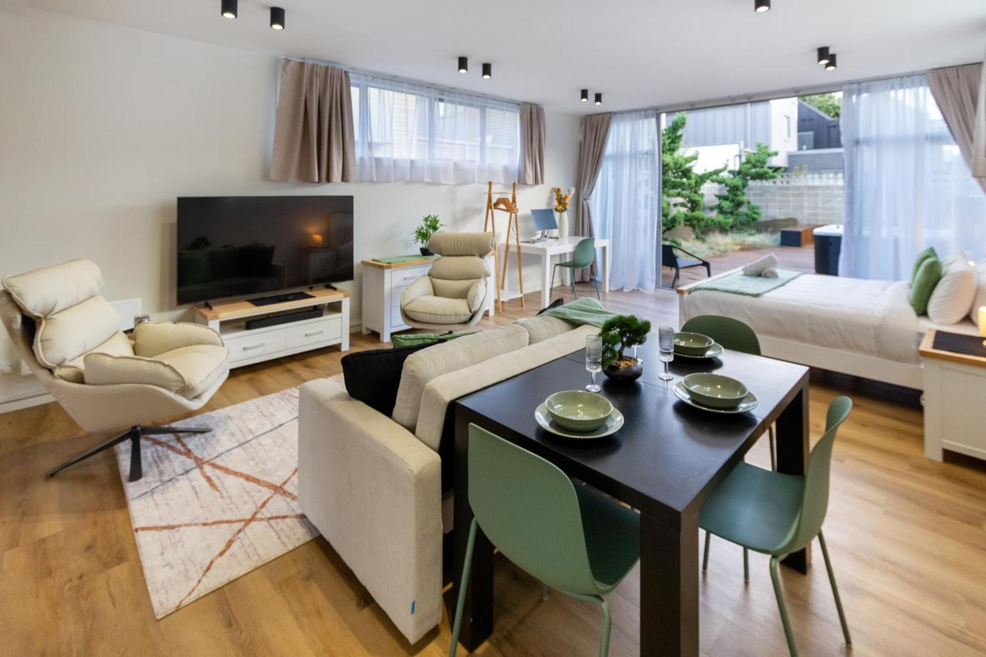 Apartment Luxury King With And Private Carpark *