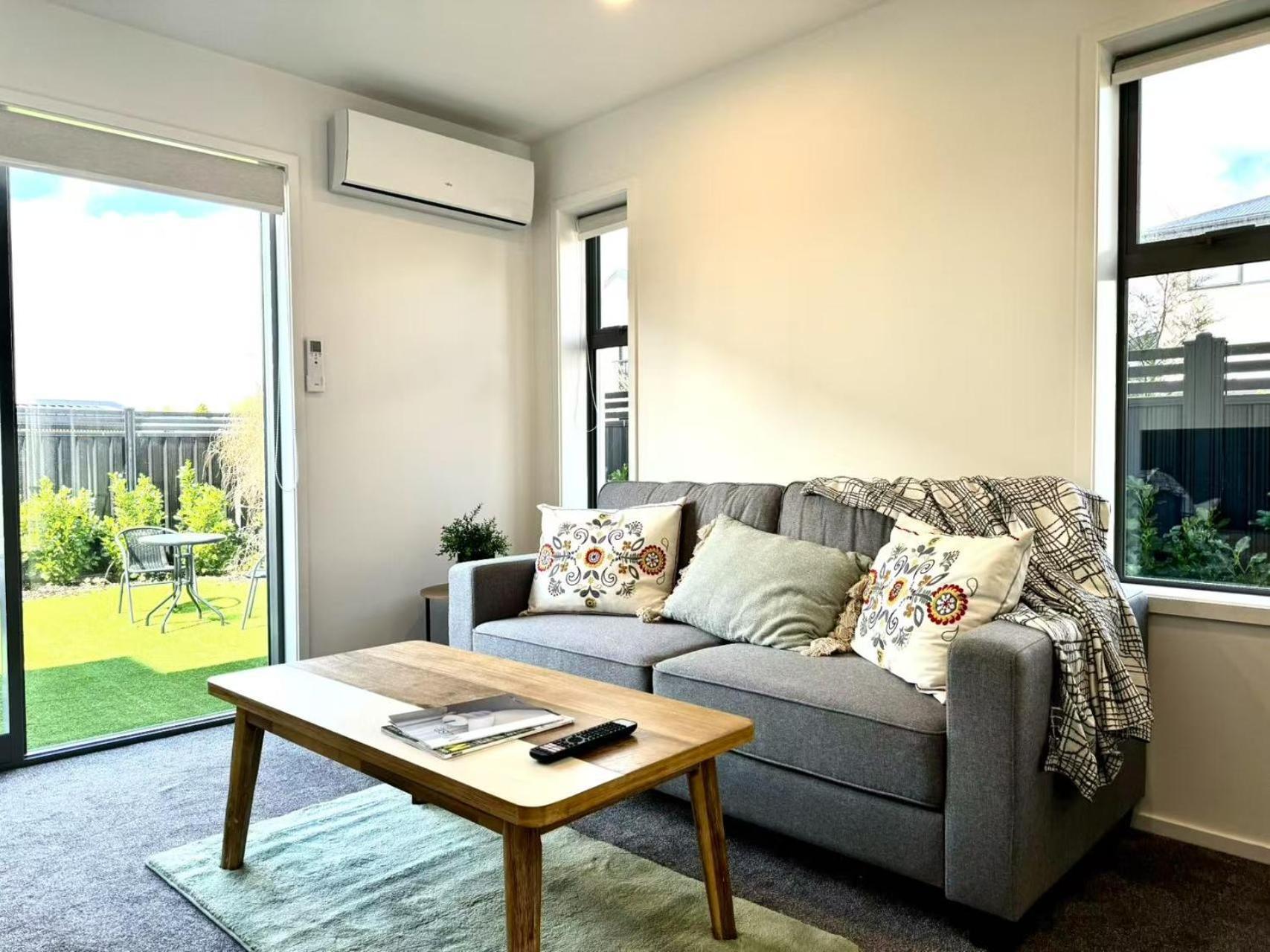 Holiday home 2brd 2bth Riccarton Townhouse Free Car Park Christchurch