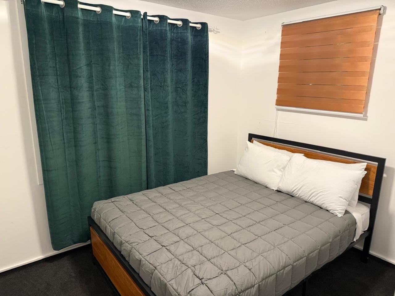 Hotel 301 Bealey Ave