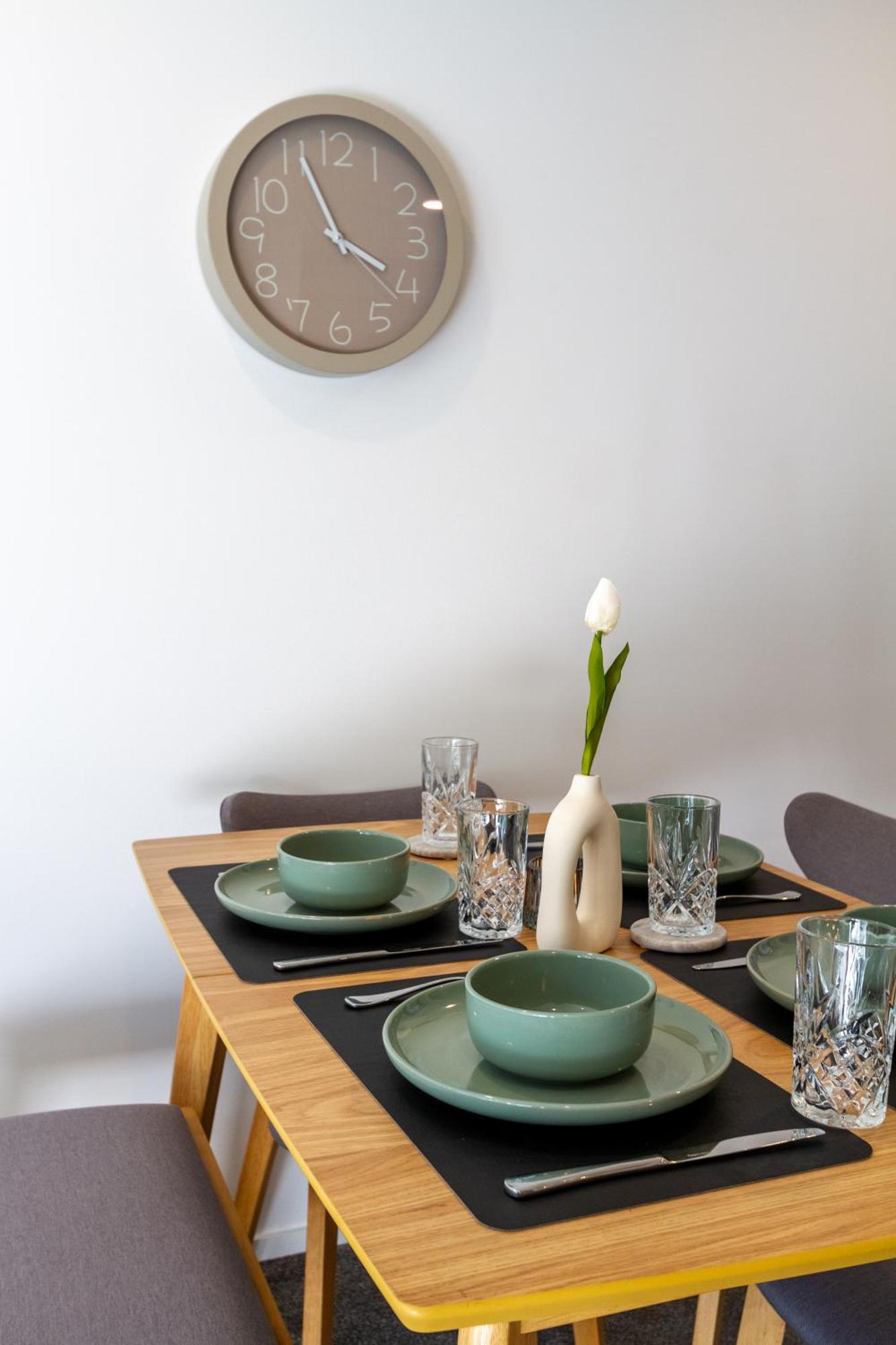 Apartment Enchanted Escape 2 Bed 2 Bath Cbd