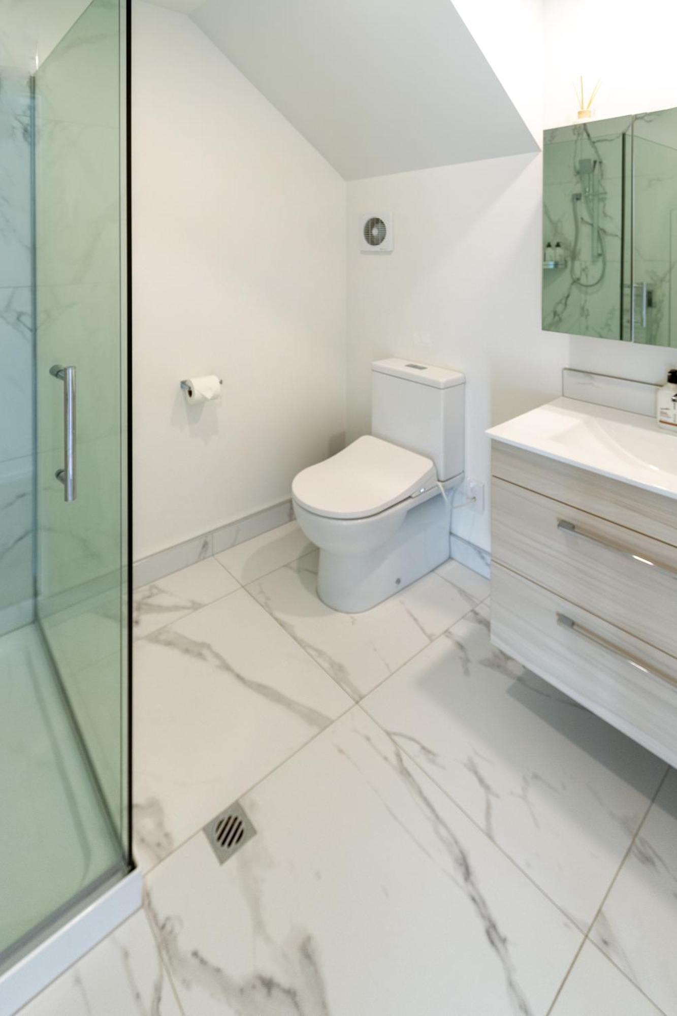 Enchanted Escape 2 Bed 2 Bath Cbd Christchurch