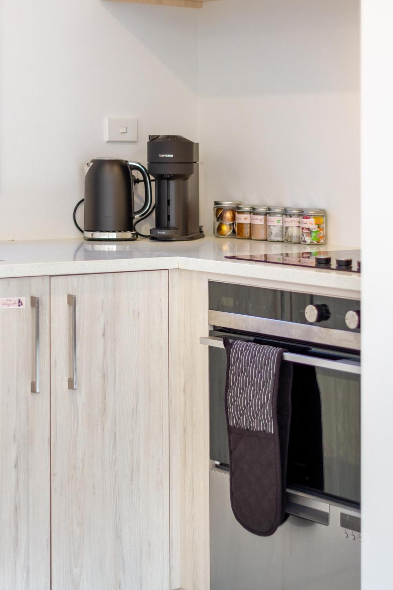Enchanted Escape 2 Bed 2 Bath Cbd Christchurch