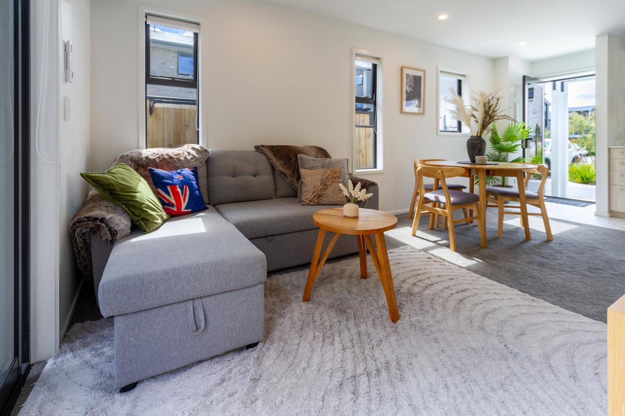 Escape At The Park: 1 Bed 1 Bath W/carpark * Christchurch