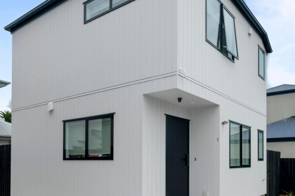 Apartment Brand New In