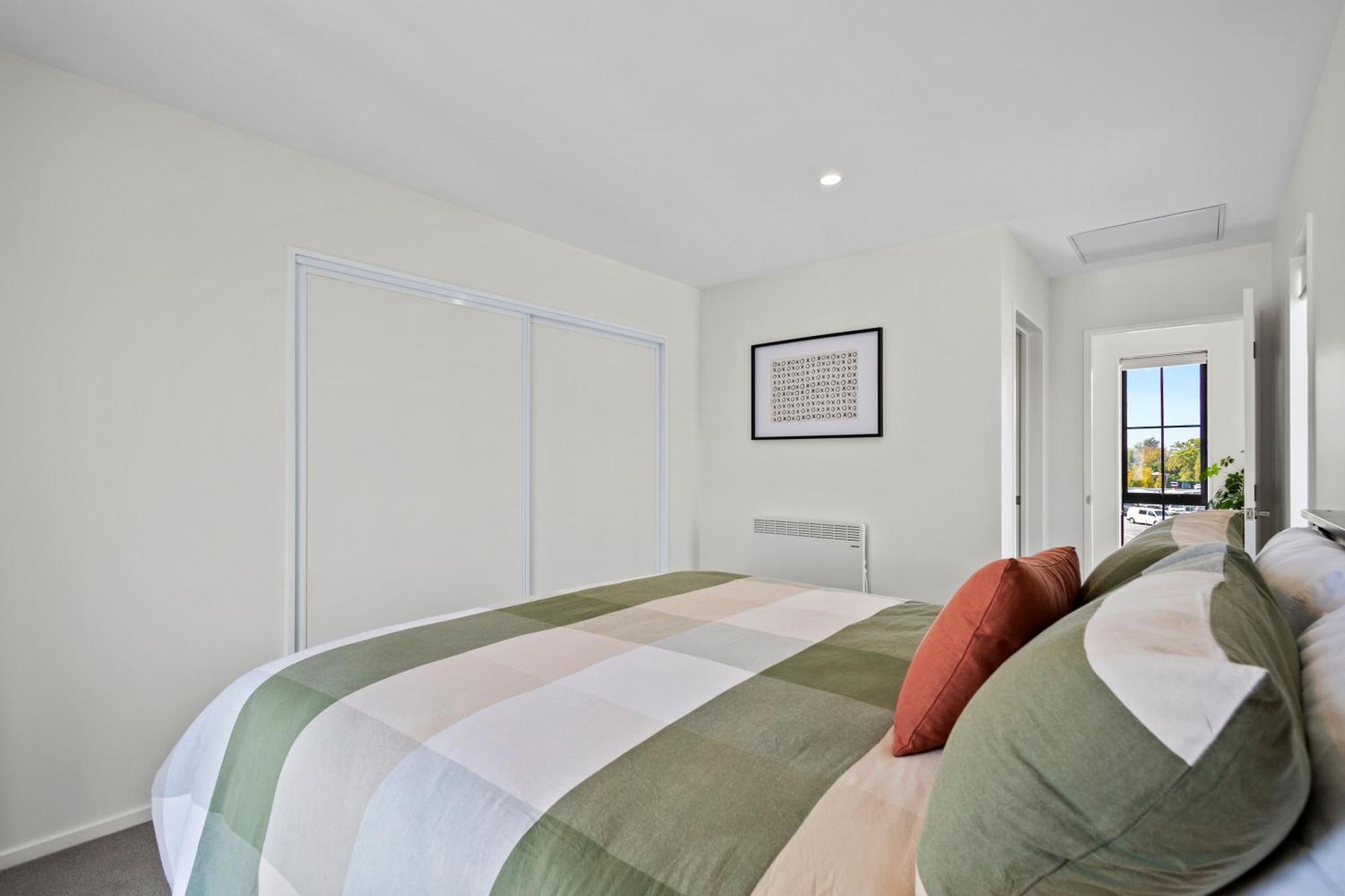 2 Bdr 2bth On Peterborough 1 Min Walk To Town Hall *