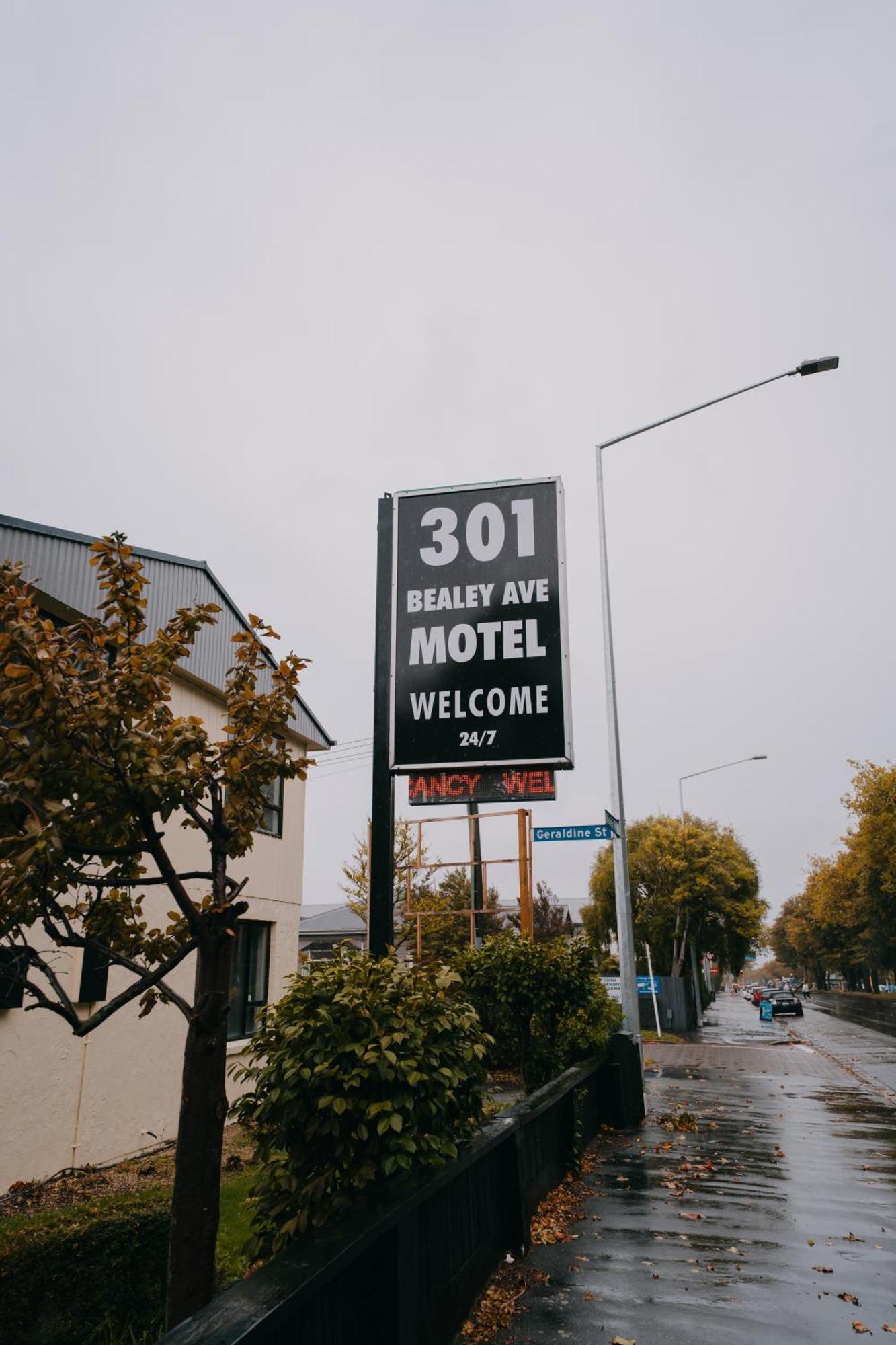 Hotel 301 Bealey Ave