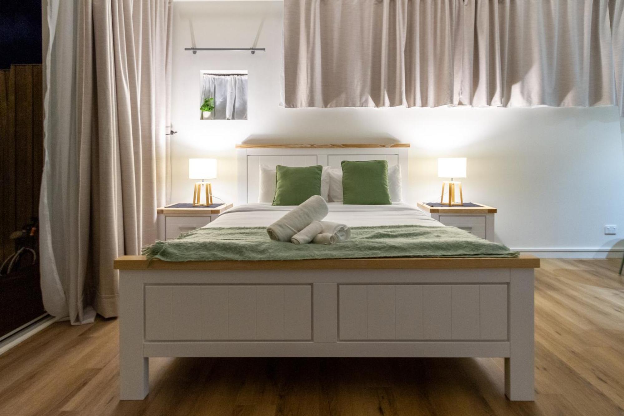 Luxury King With And Private Carpark Apartment *