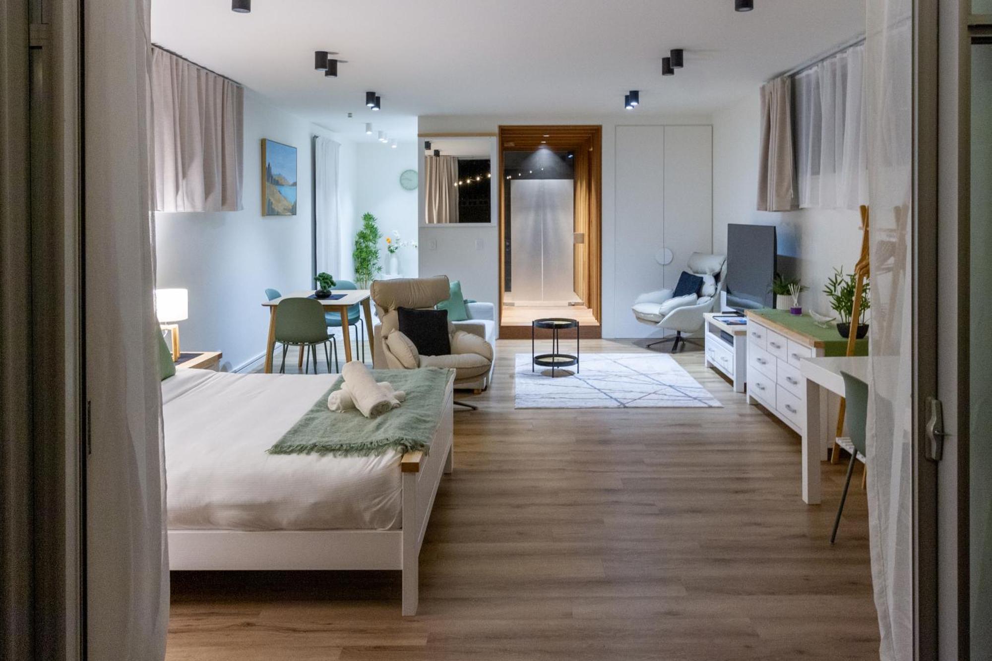 Apartment Luxury King With And Private Carpark Christchurch