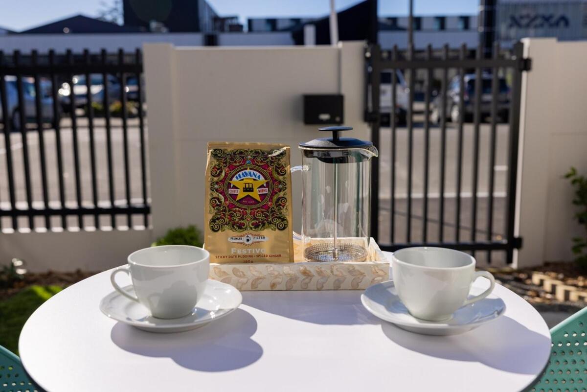 Cbd Luxury 2 Bed Bliss By Townhall And Casino Holiday home
