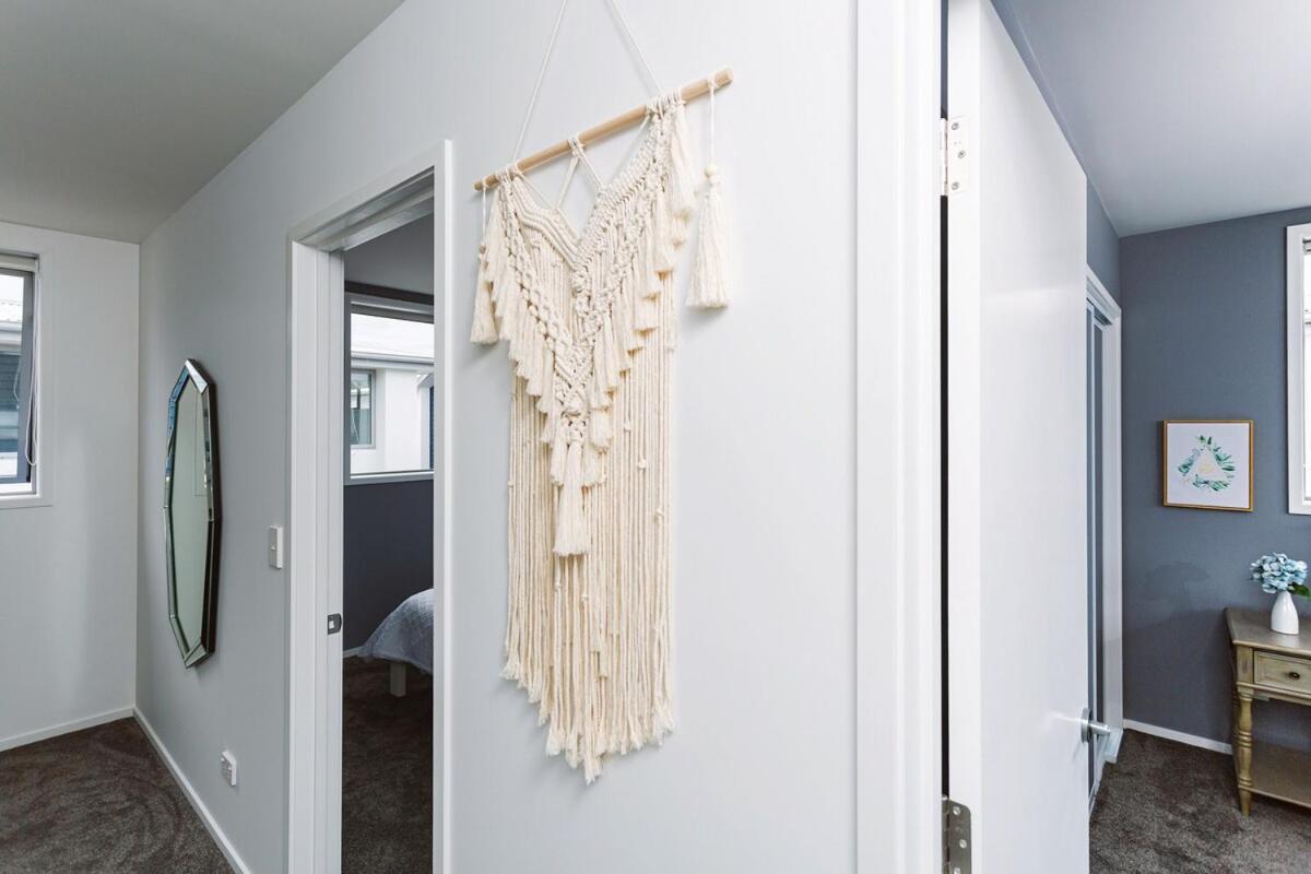 Stylish Townhouse Near Attractions Apartment Christchurch