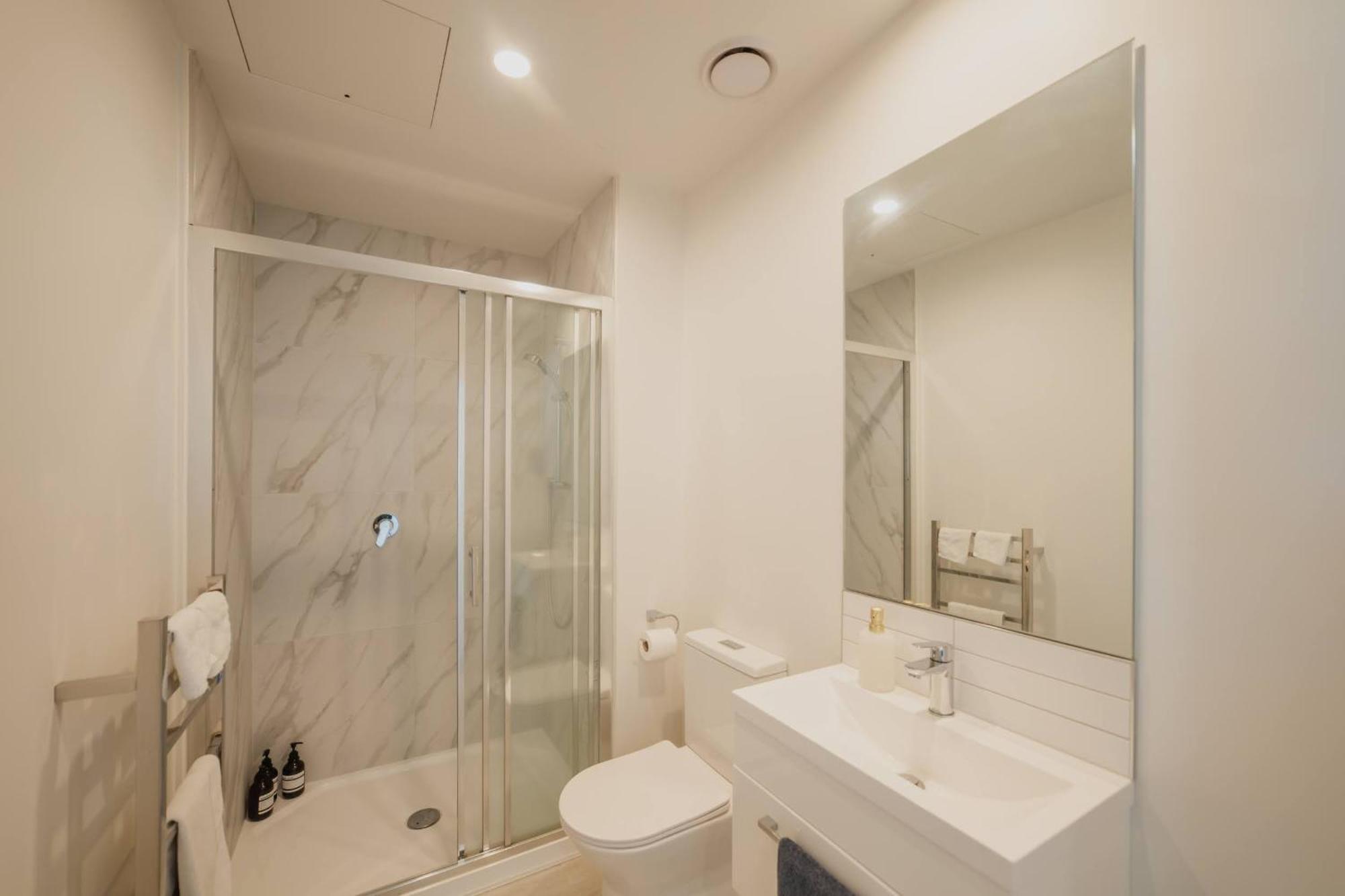 Apartment 1br - Bath Bbq & Full Kitchen *