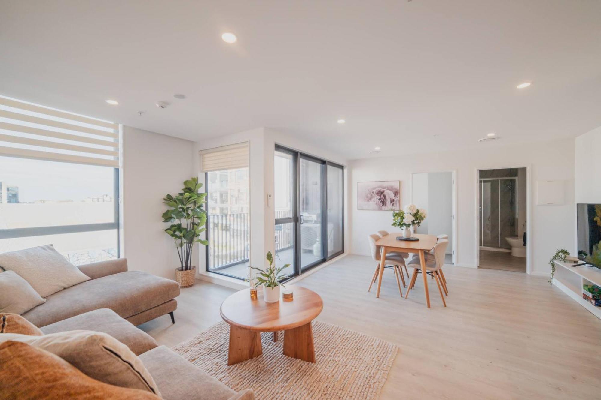 1br - Bath Bbq & Full Kitchen Apartment *