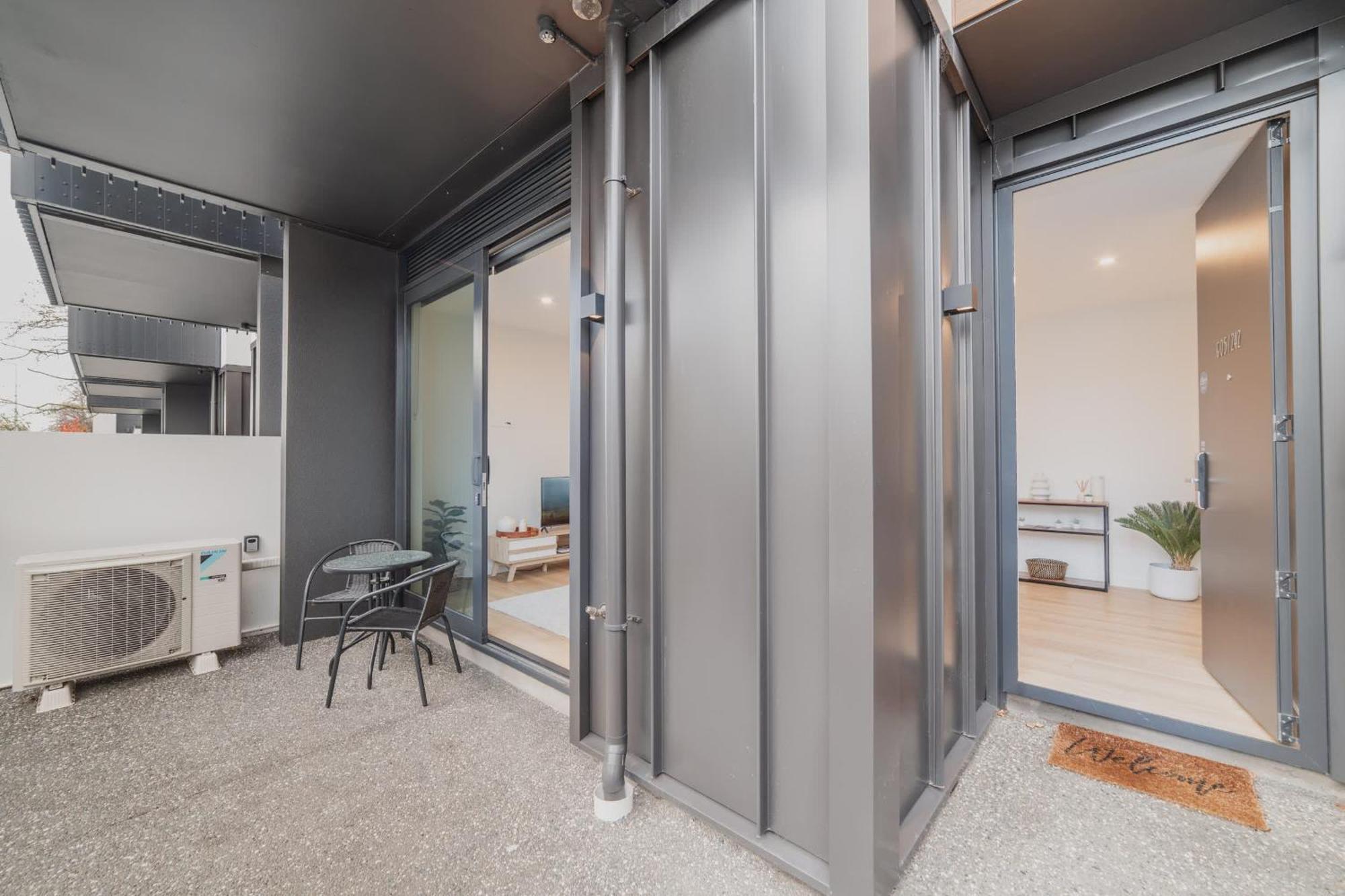 Modern 1br Retreat With Bath & Laundry - Manchester *