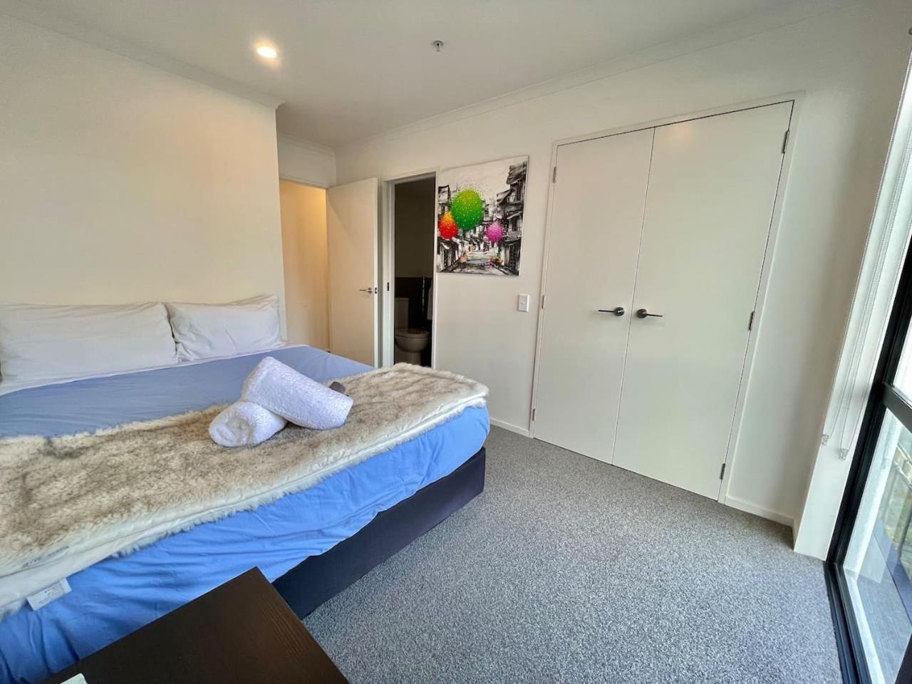 Apartment High-rise Cbd Luxury *