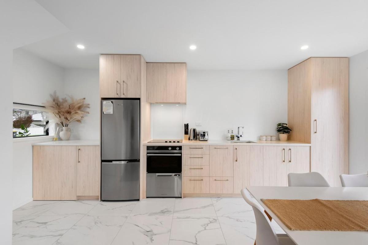 Stylish Fringe 2 Bedroom House Apartment *