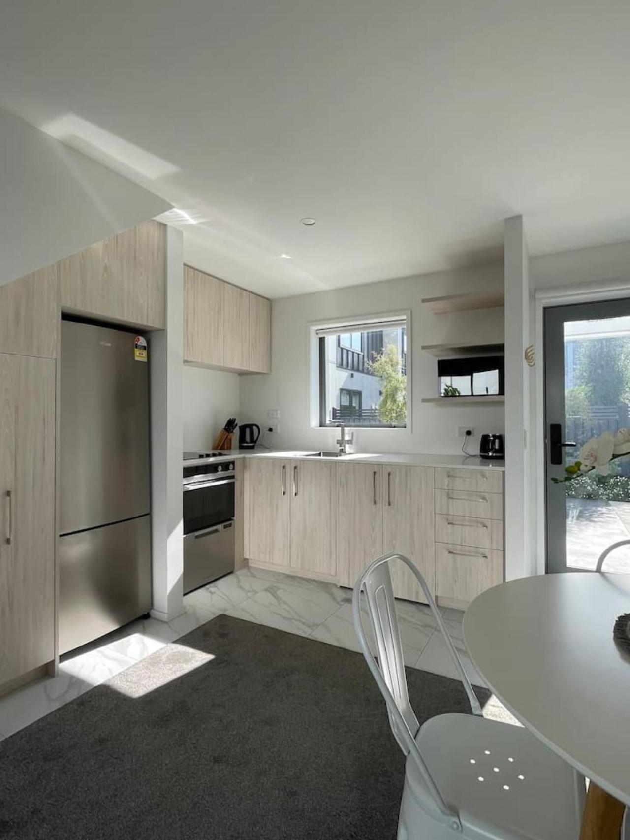 Mohua 2 Bed 2 Bath
