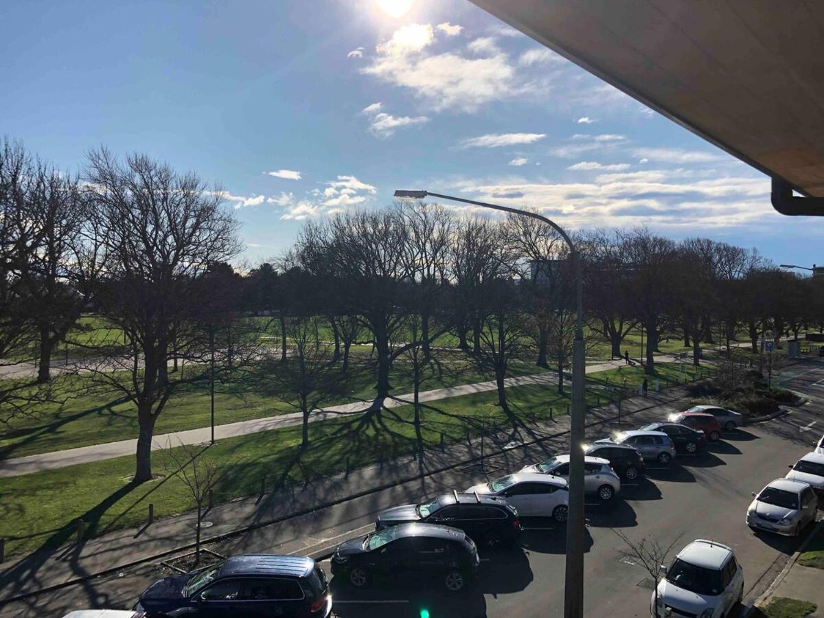 Lux Inner City, With Park Views * Christchurch
