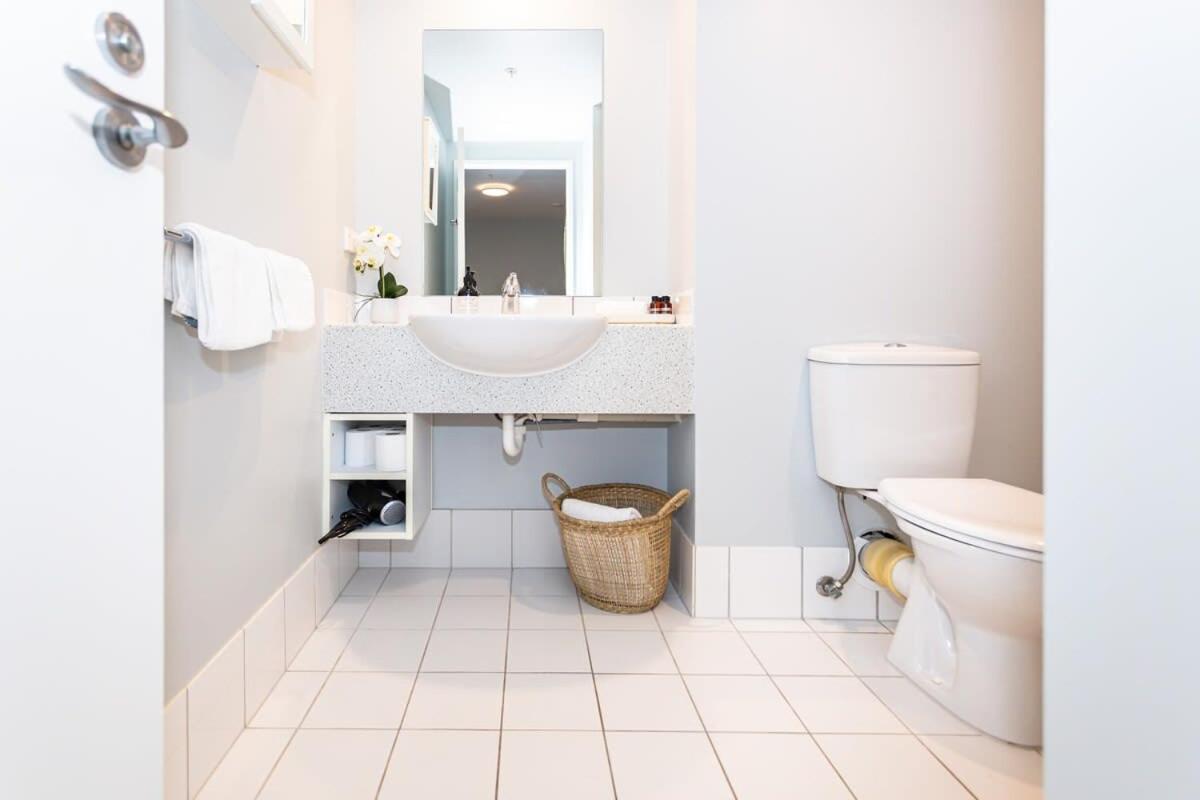 Apartment Central, Sleeps 3, Free Parking Space Christchurch