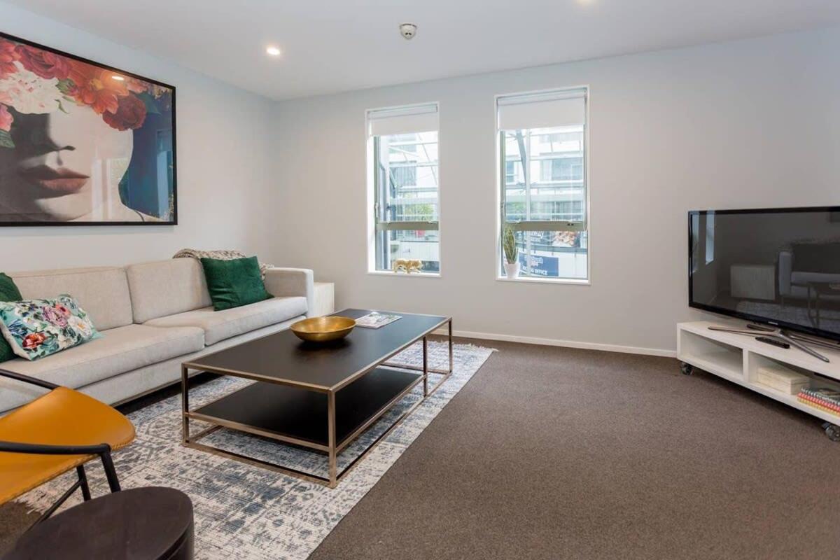 Central, Sleeps 3, Free Parking Space Apartment Christchurch