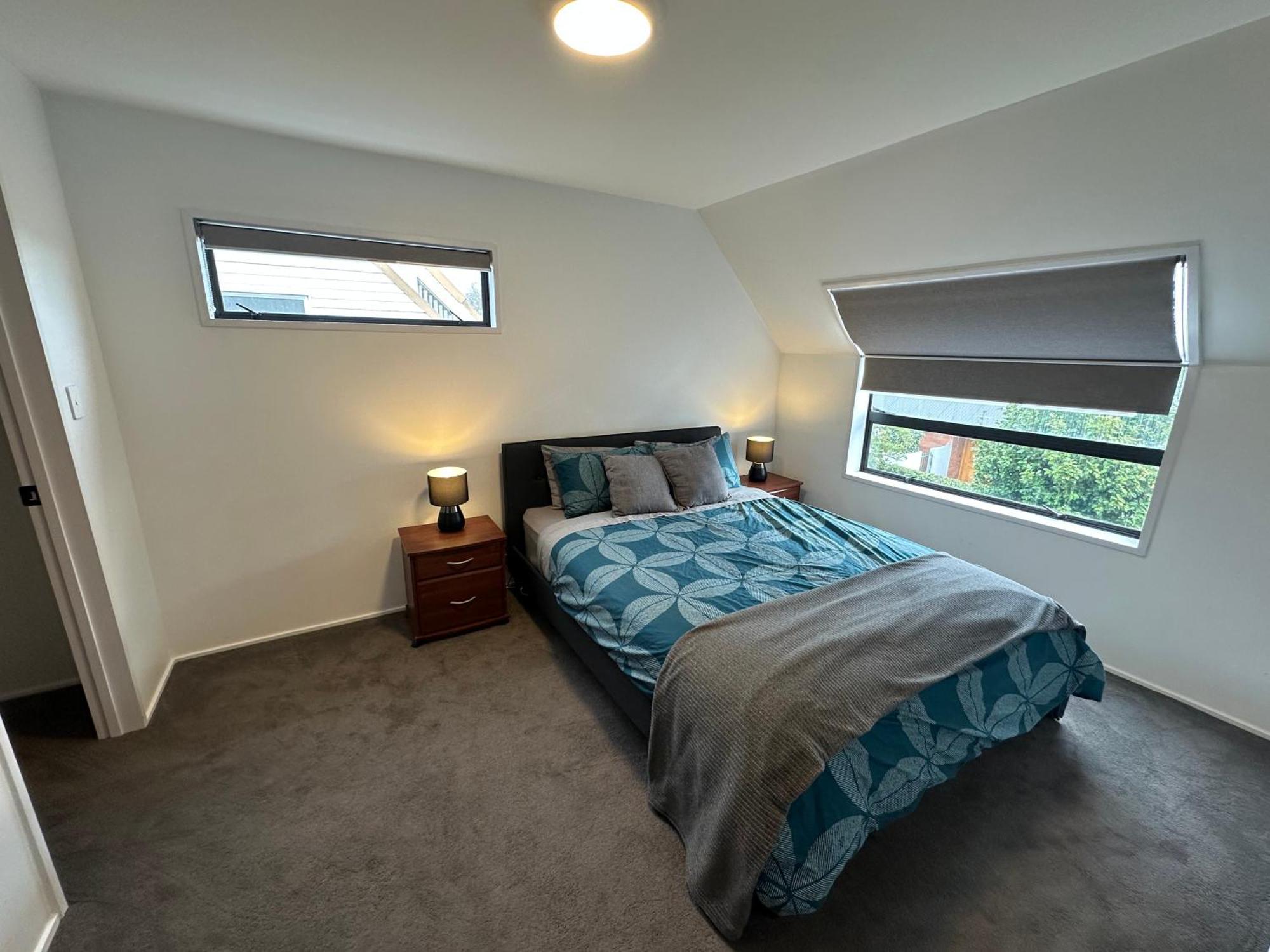 Airport Retreat 4br 8 Guests * Christchurch