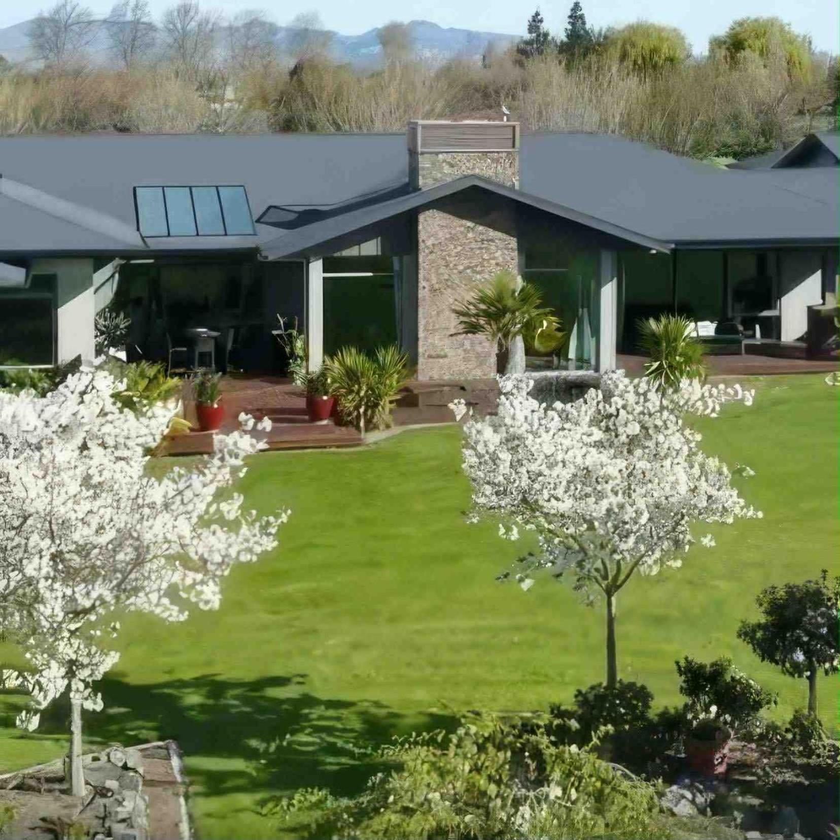 Mcsaveneys Retreat Bed & Breakfast *