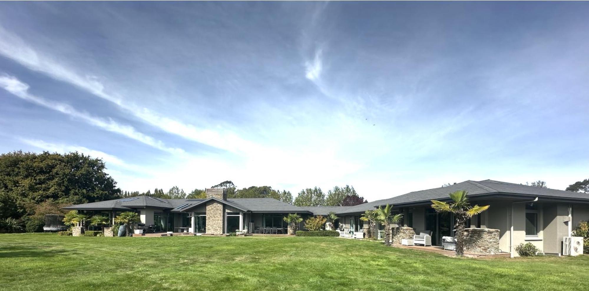Mcsaveneys Retreat