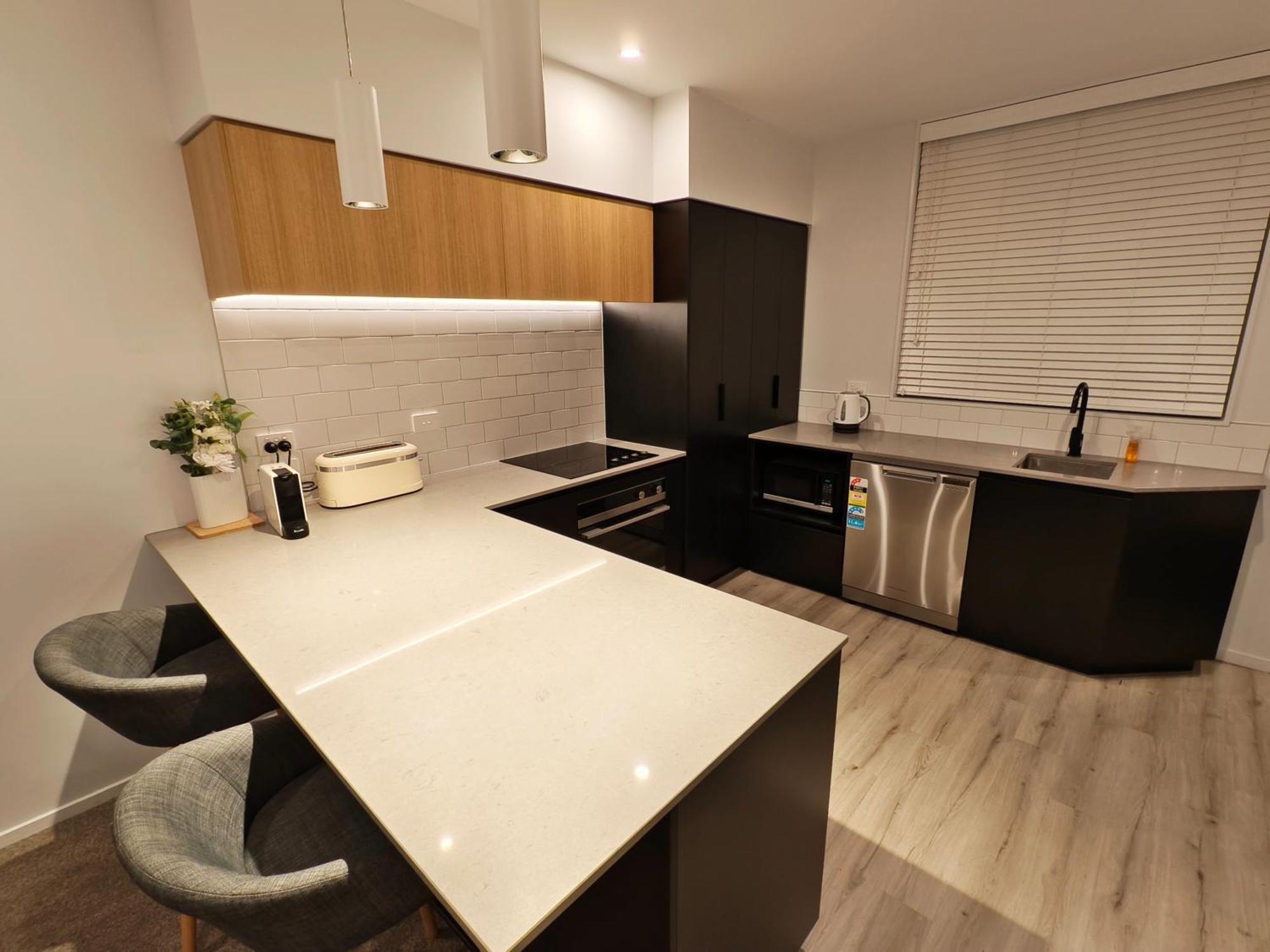 Cbd 2 Bed 2 Bath Parkside Retreat With Freeparking * Christchurch