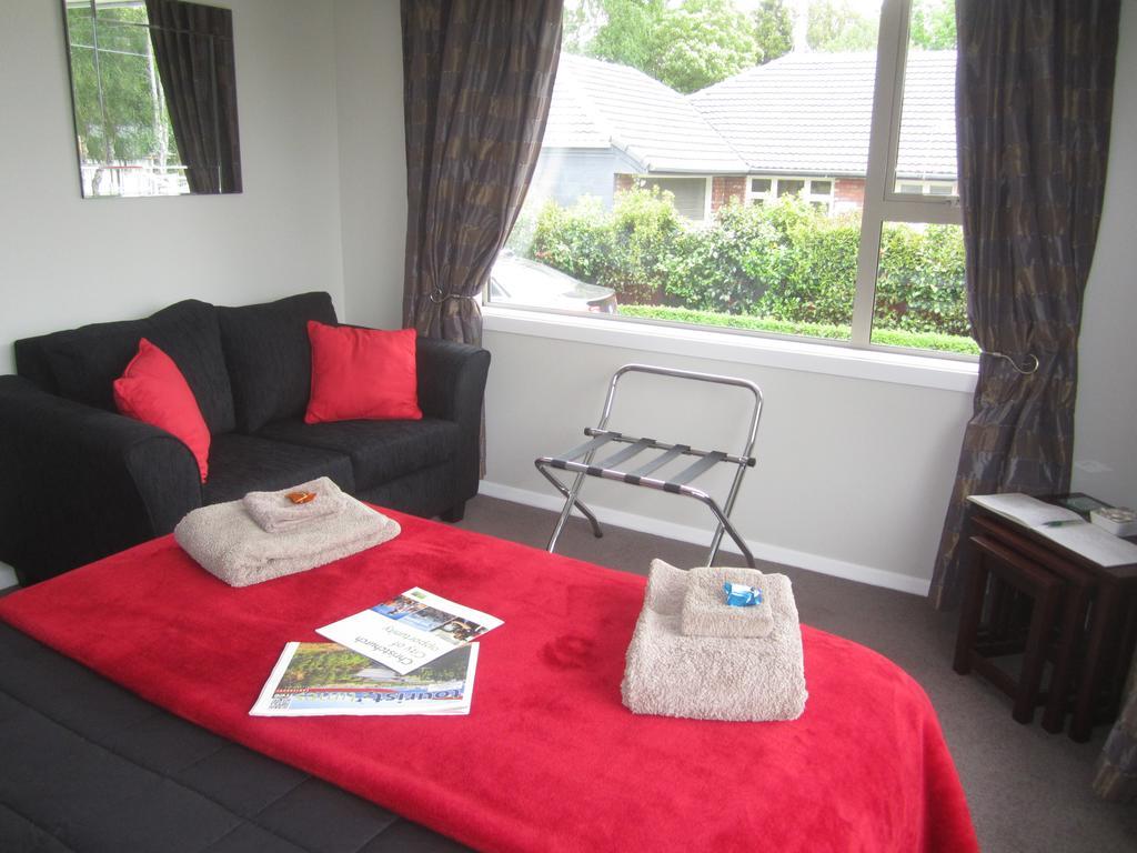 Bed & Breakfast Airport Guesthouse Christchurch Airport