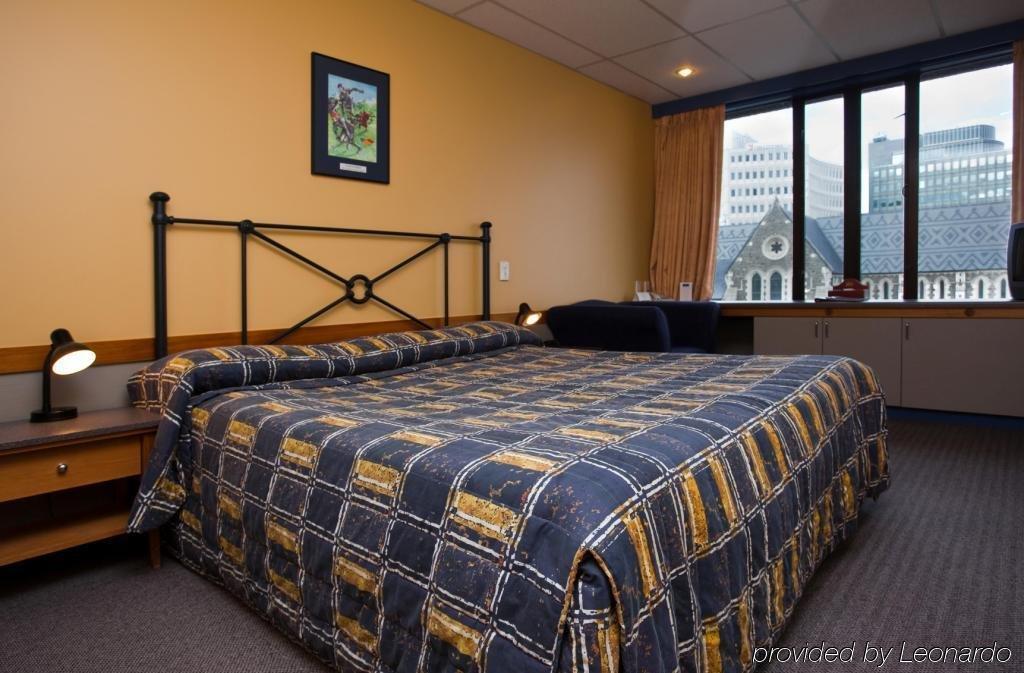 Hotel Camelot Cathedral Square 3*