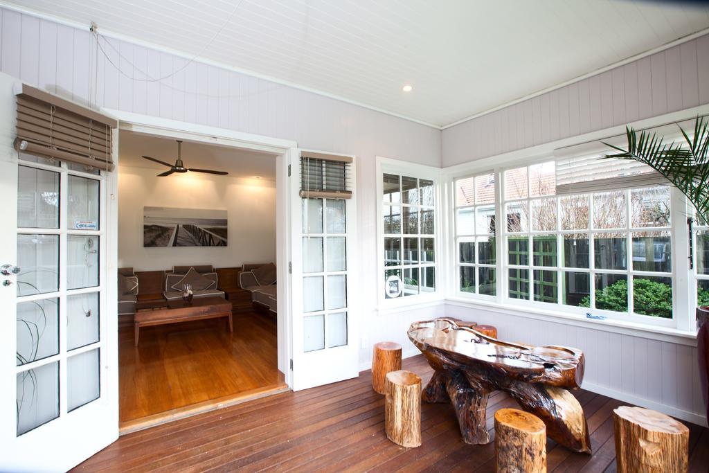 200 Riccarton House *