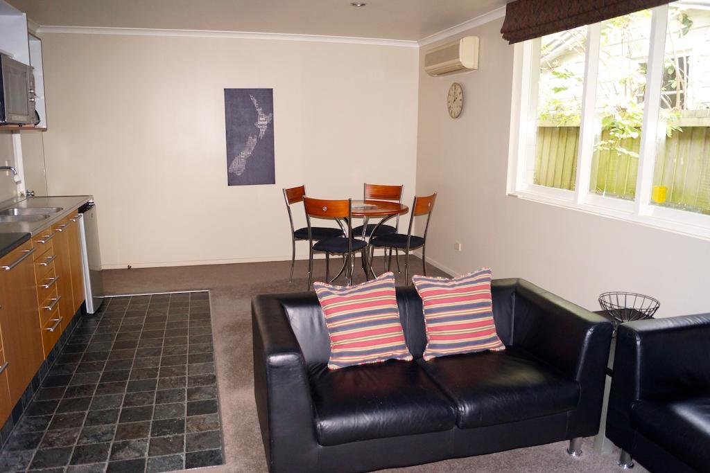 Bed & Breakfast Alumni House - Canterbury Christchurch