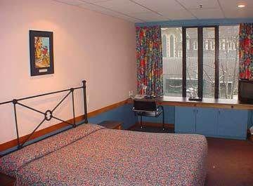 Camelot Cathedral Square 3* Christchurch