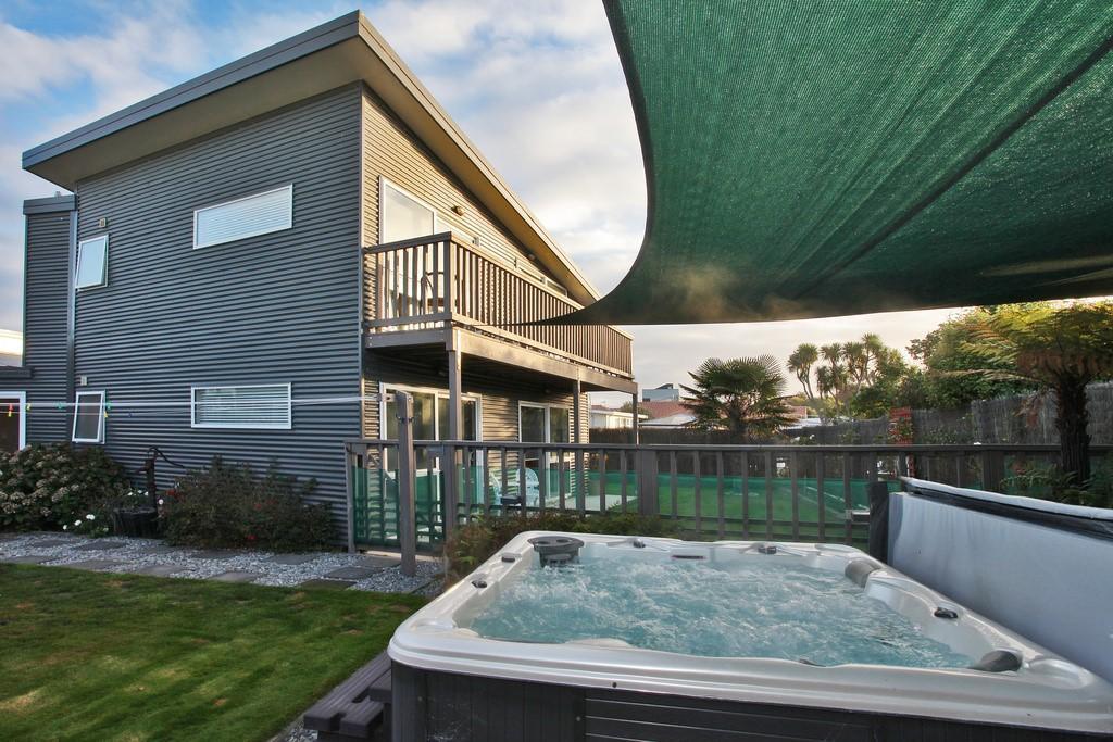 At The Beach B&B Bed & Breakfast Christchurch
