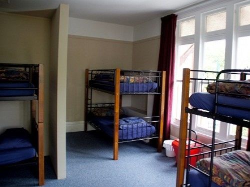 Hostel Yha Rolleston House *