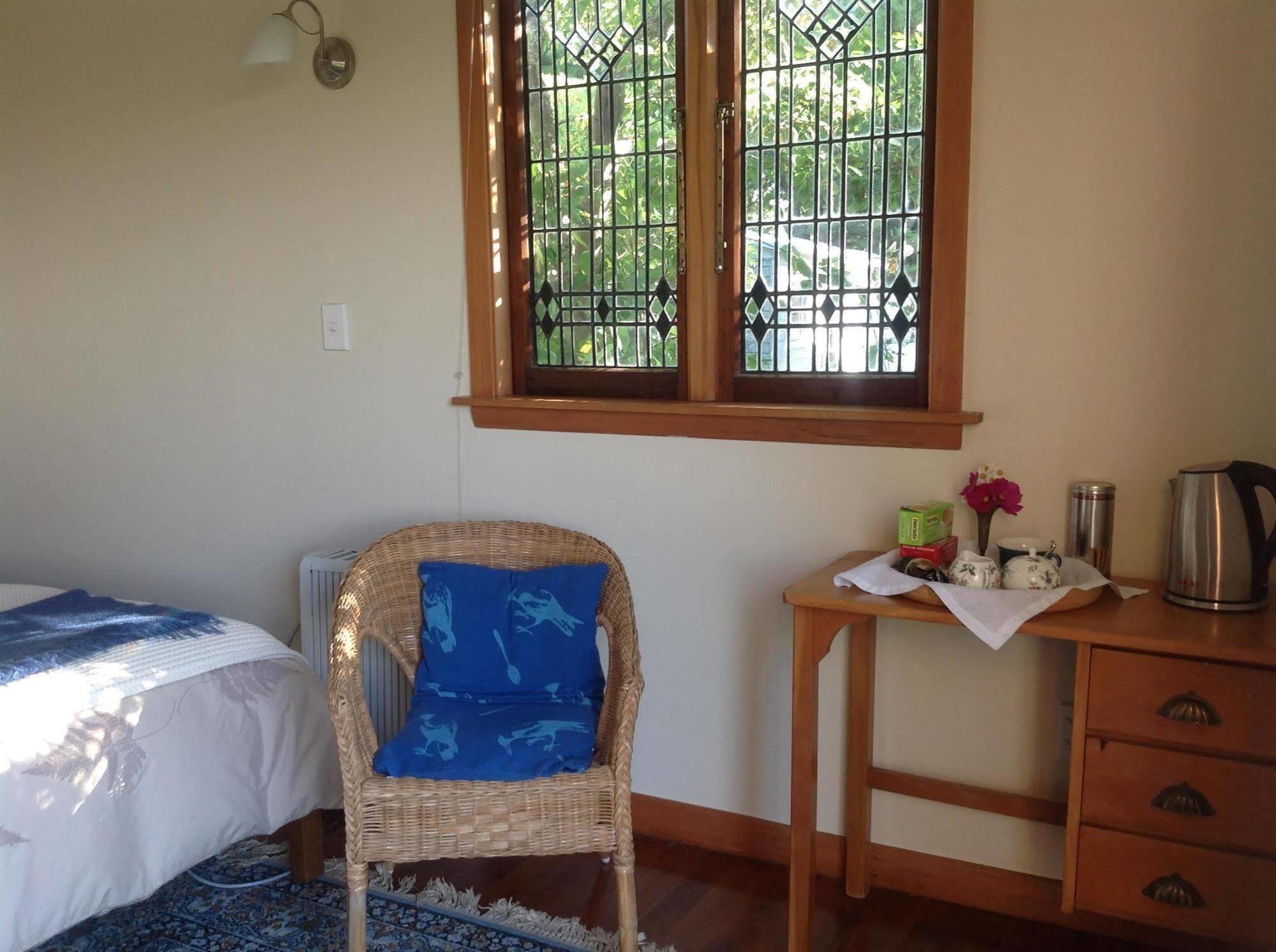 Featherstone B&B Bed & Breakfast 3*