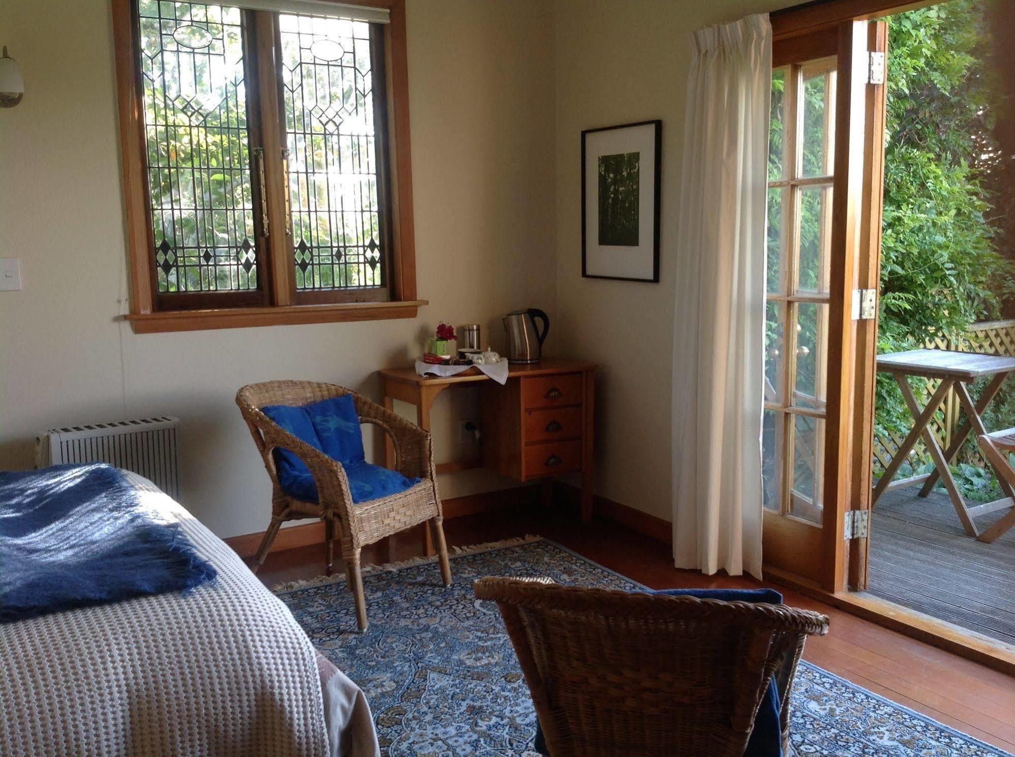 Bed & Breakfast Featherstone B&B Christchurch