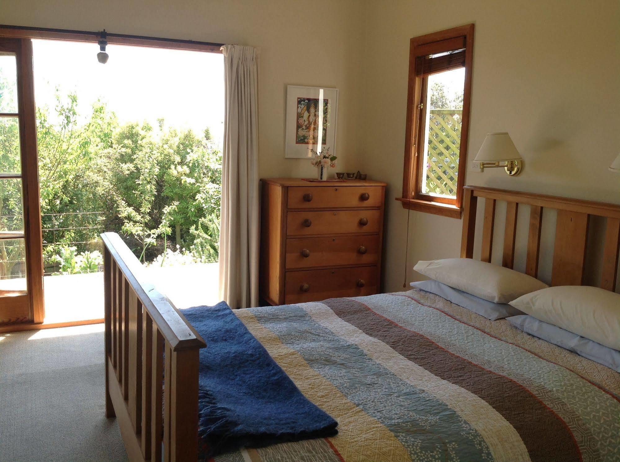 Bed & Breakfast Featherstone B&B Christchurch